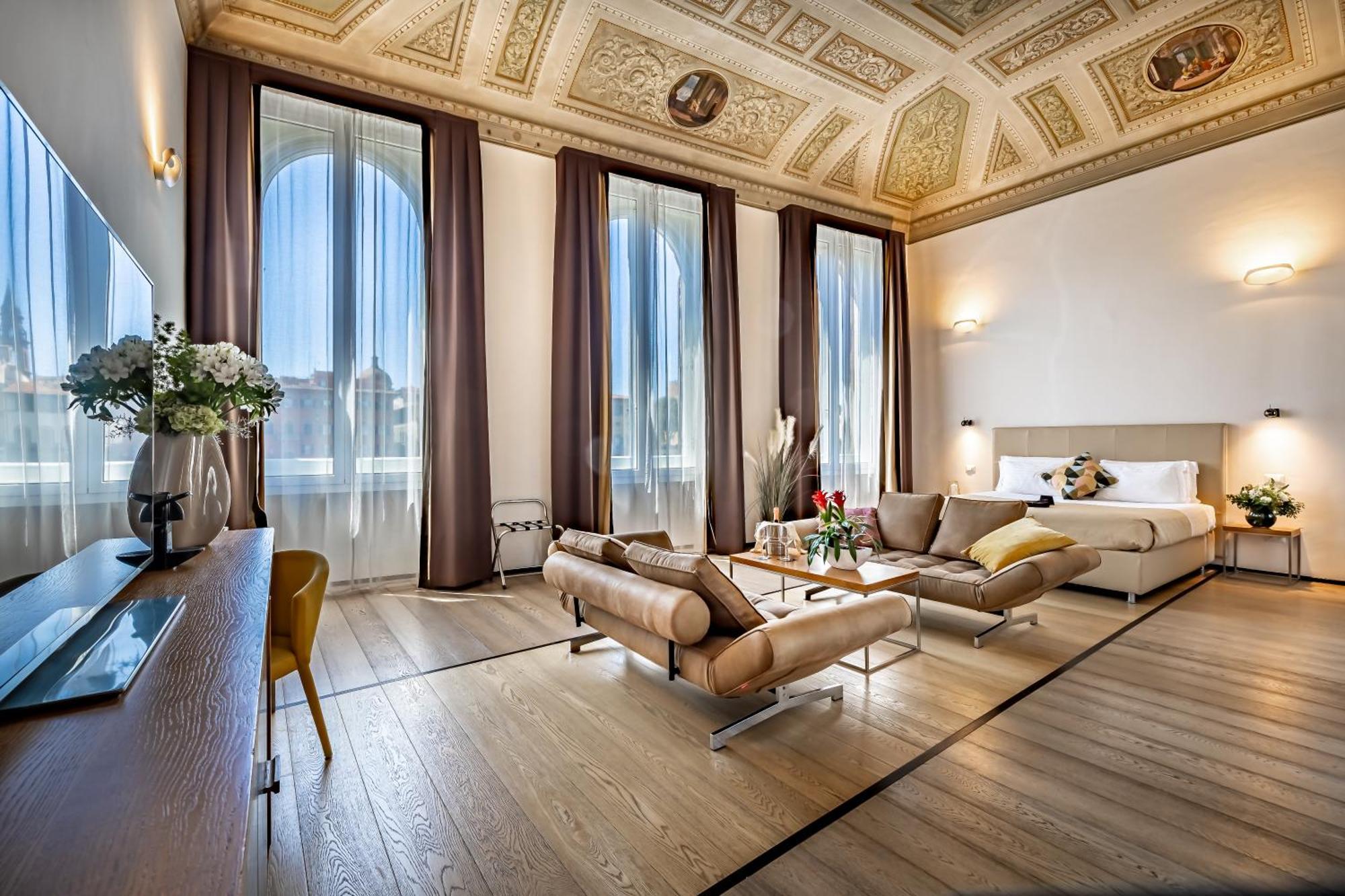 Palazzo Alfieri - Place Of Charme Florence